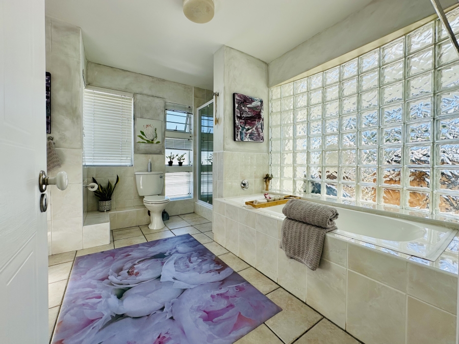 4 Bedroom Property for Sale in Vermont Western Cape